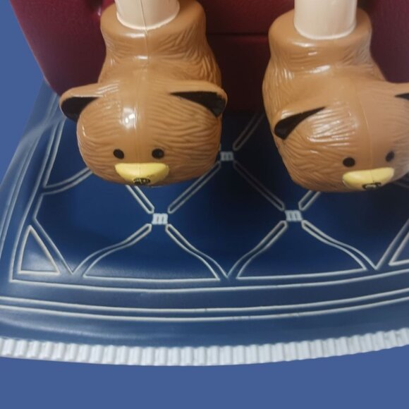 M&M Vtg Candy Dispenser Lazy Boy Recliner Toy With Bear Slippers - Picture 3 of 14